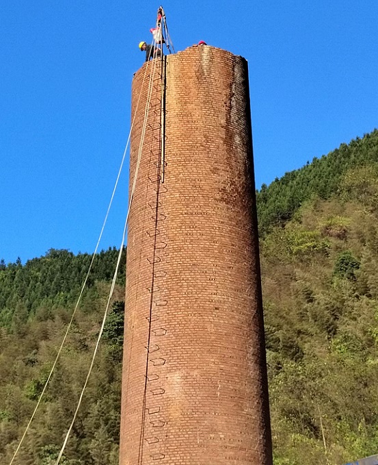 延邊拆除煙囪公司:安全為先,品質(zhì)護航,綠色拆除